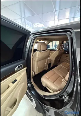 2015 Jeep Grand Cherokee — foto 8 / 10