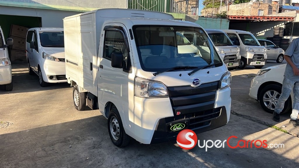2019 Daihatsu Hijet — foto 2 / 8