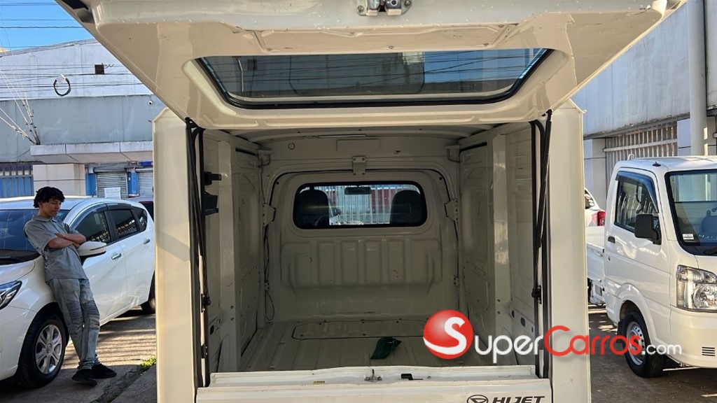 2019 Daihatsu Hijet — foto 7 / 8