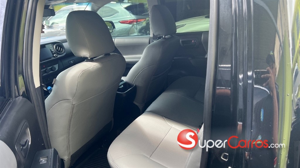 2020 Toyota Tacoma SR5 — foto 8 / 10
