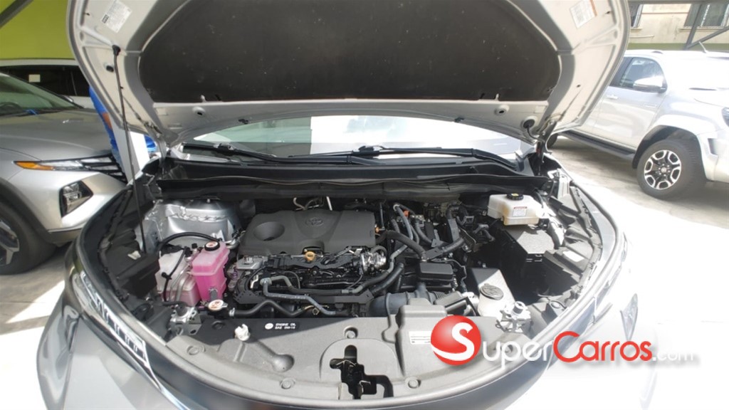 2023 Toyota Sienna XLE — foto 2 / 9