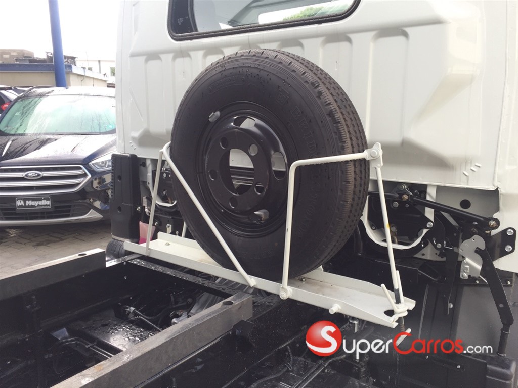 2027 Mitsubishi Motors Canter Volteo — foto 11 / 12