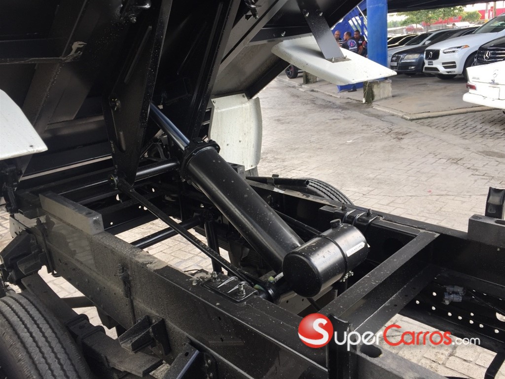 2027 Mitsubishi Motors Canter Volteo — foto 12 / 12