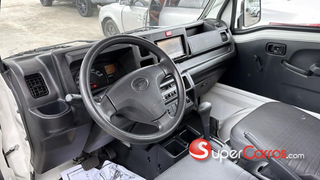 2020 Daihatsu Hijet — foto 7 / 9
