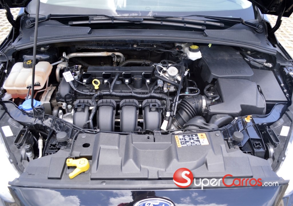 2017 Ford Focus SE — foto 11 / 12