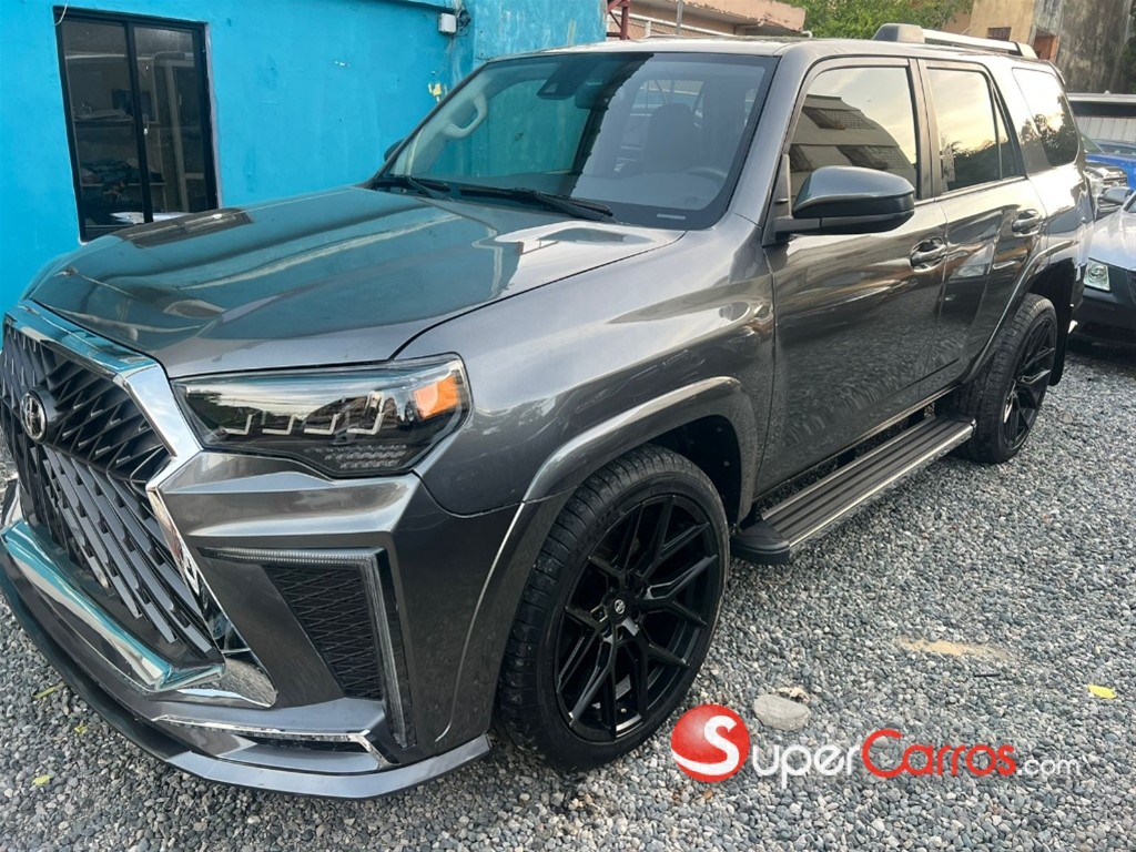 2022 Toyota 4 Runner — foto 4 / 7