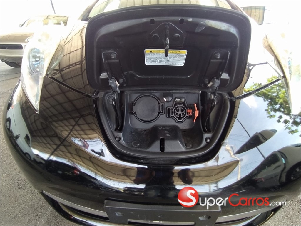 2014 Nissan Leaf — foto 3 / 12