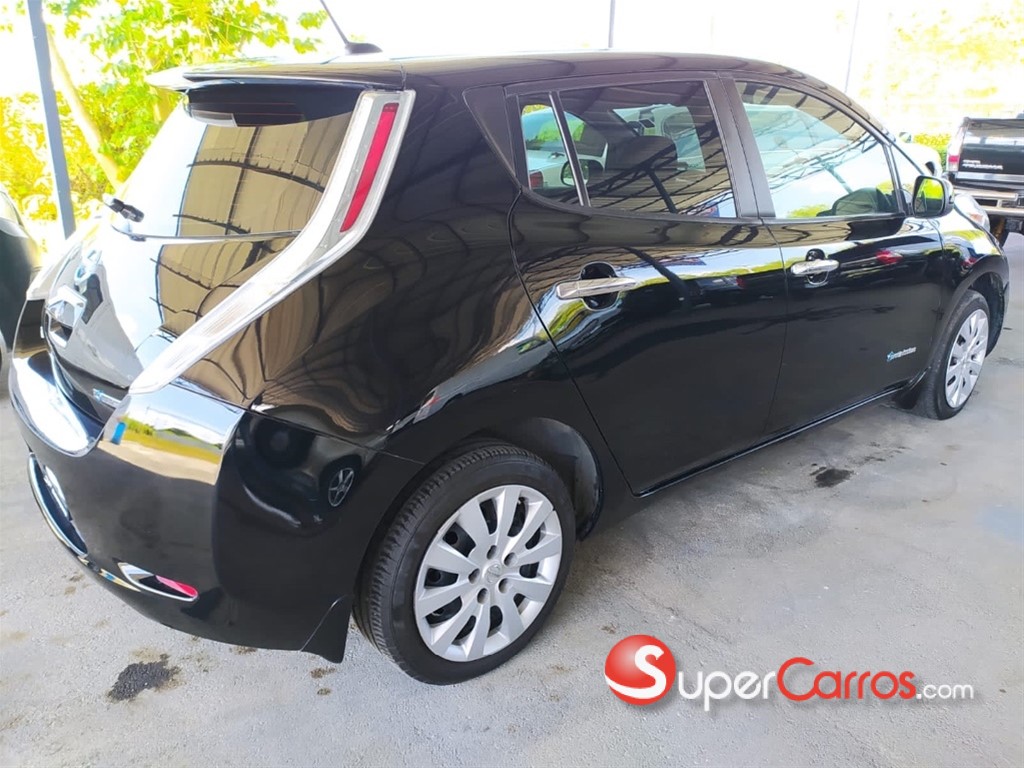 2014 Nissan Leaf — foto 10 / 12