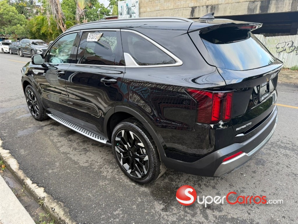 2025 Kia Sorento EX — foto 9 / 12