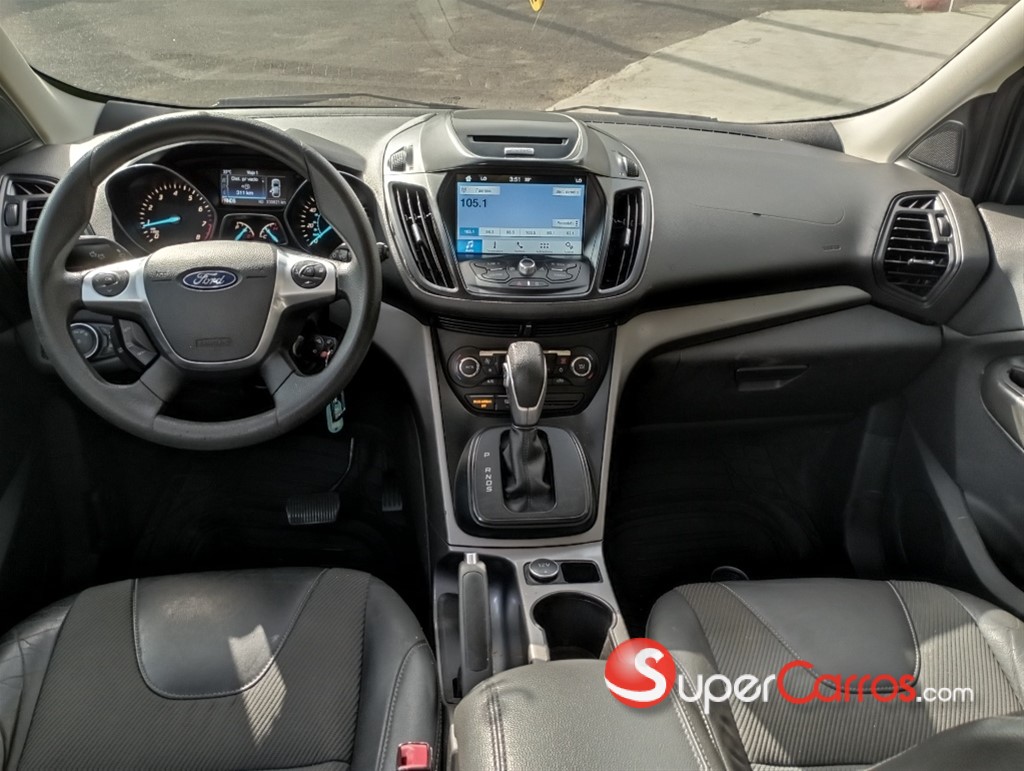 2016 Ford Escape — foto 4 / 10