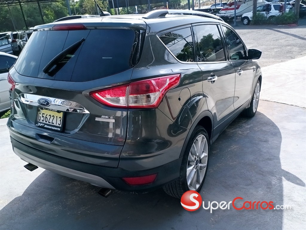 2016 Ford Escape — foto 6 / 10