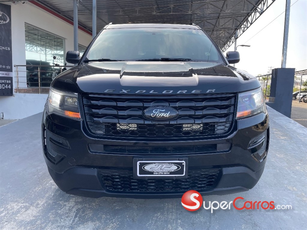 2016 Ford Explorer Police Interceptor — foto 2 / 9