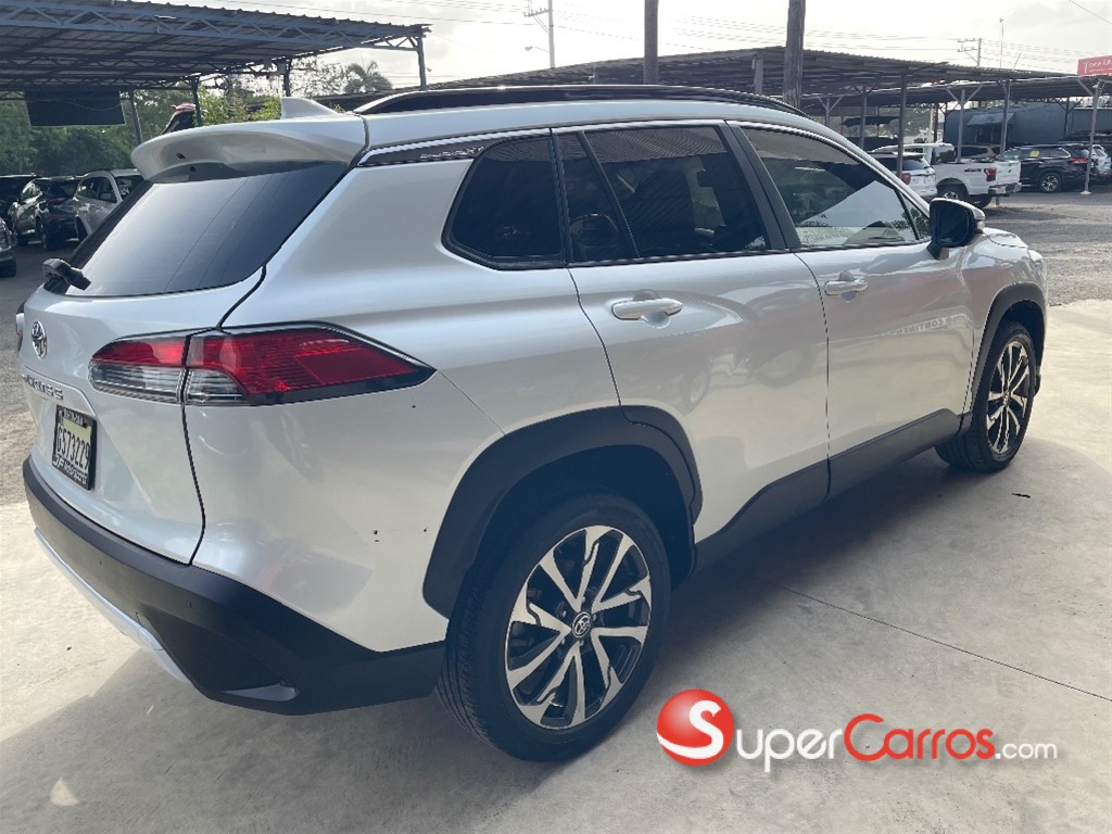 2022 Toyota Corolla Cross Limited — foto 3 / 6
