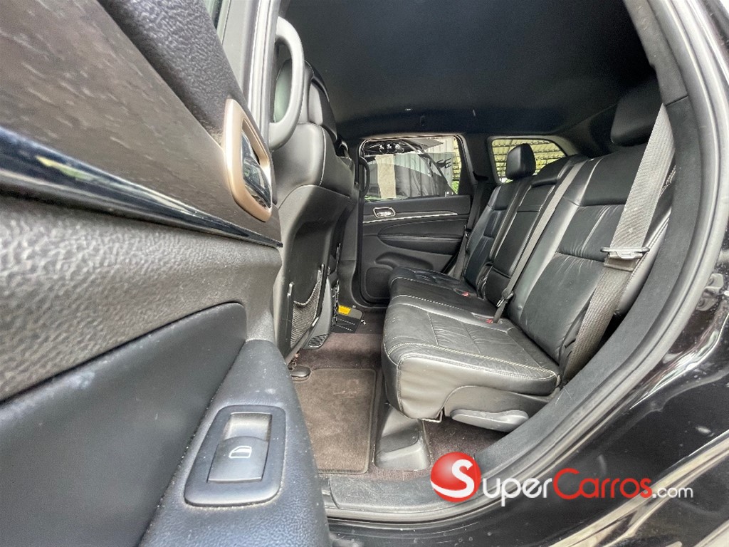2016 Jeep Grand Cherokee Limited 4x4 — foto 7 / 11