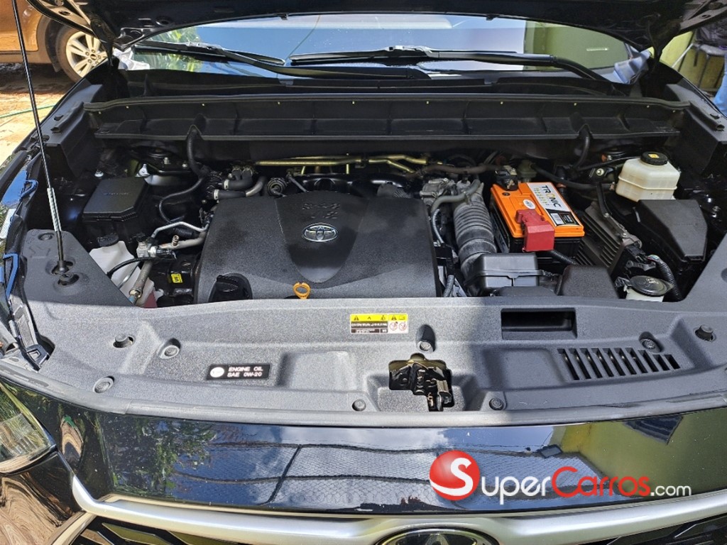 2021 Toyota Highlander XLE — foto 3 / 12