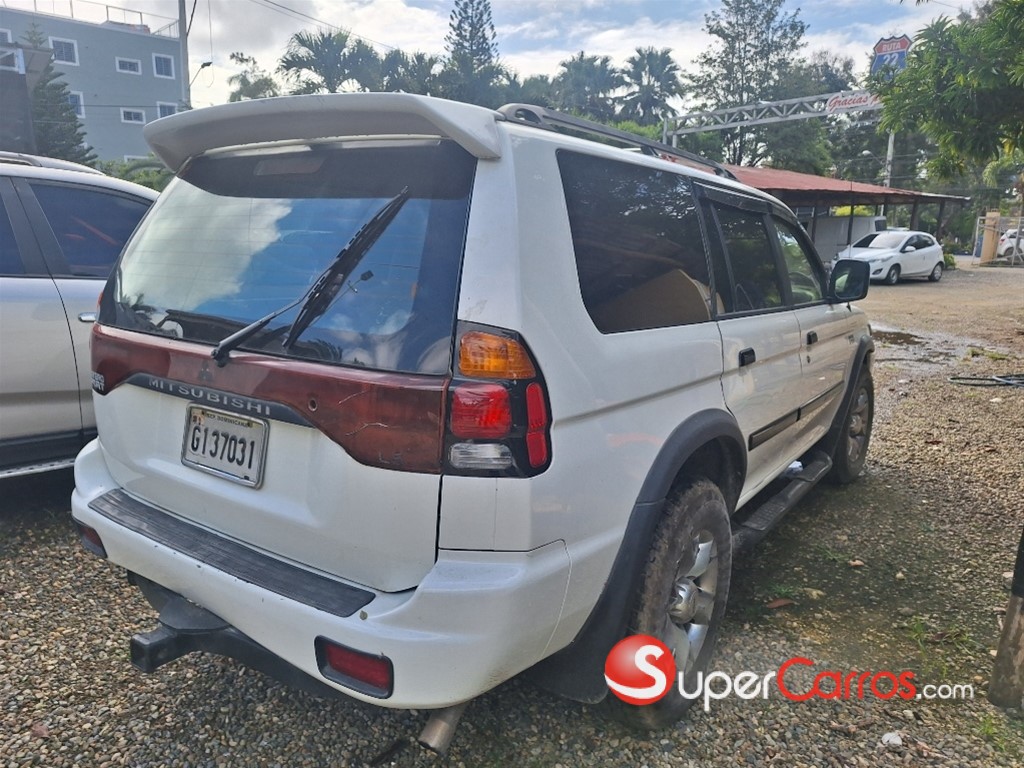2000 Mitsubishi Motors Montero Sport — foto 3 / 8