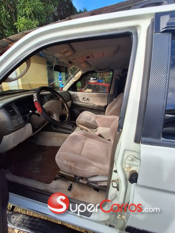 2000 Mitsubishi Motors Montero Sport — foto 7 / 8