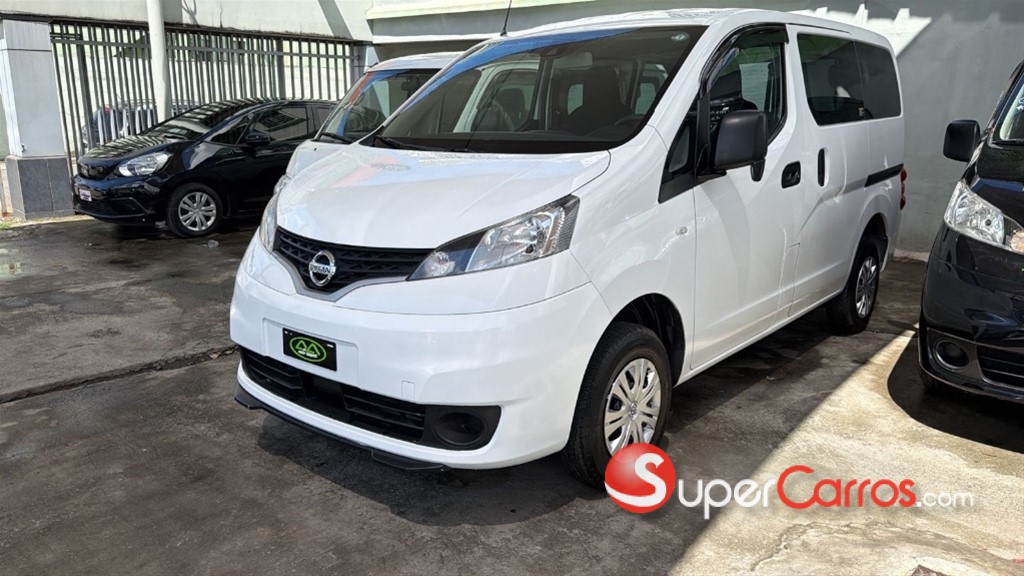 2021 Nissan NV 200 — foto 2 / 8