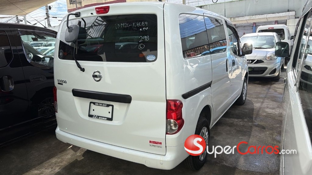 2021 Nissan NV 200 — foto 4 / 8