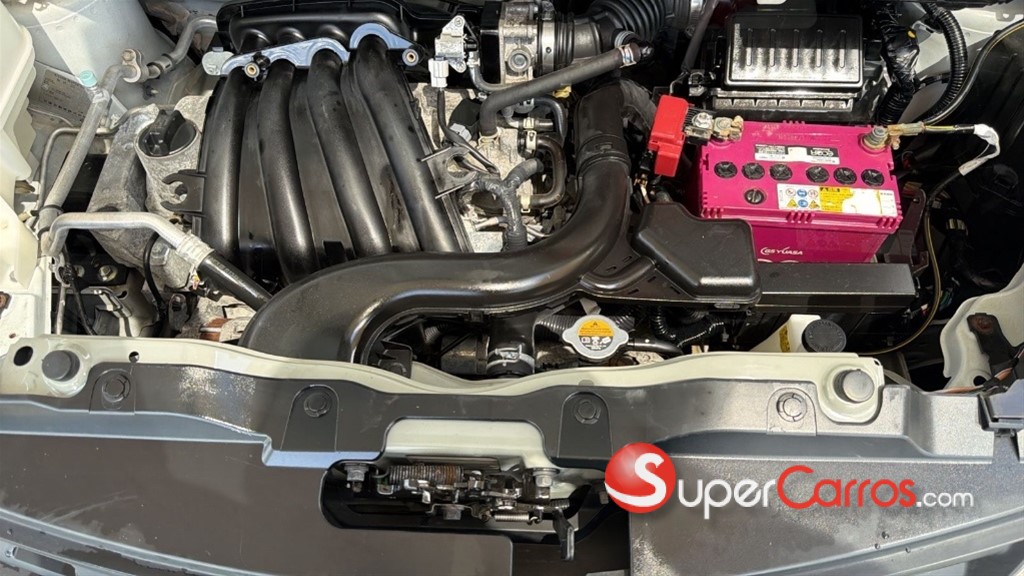 2021 Nissan NV 200 — foto 7 / 8