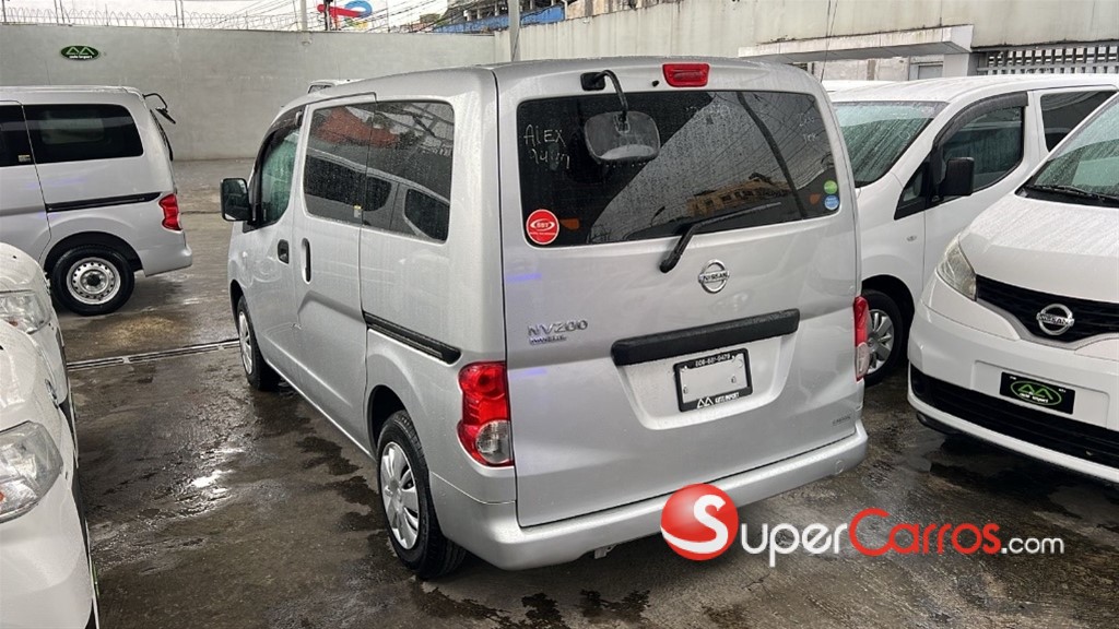 2020 Nissan NV 200 — foto 5 / 7