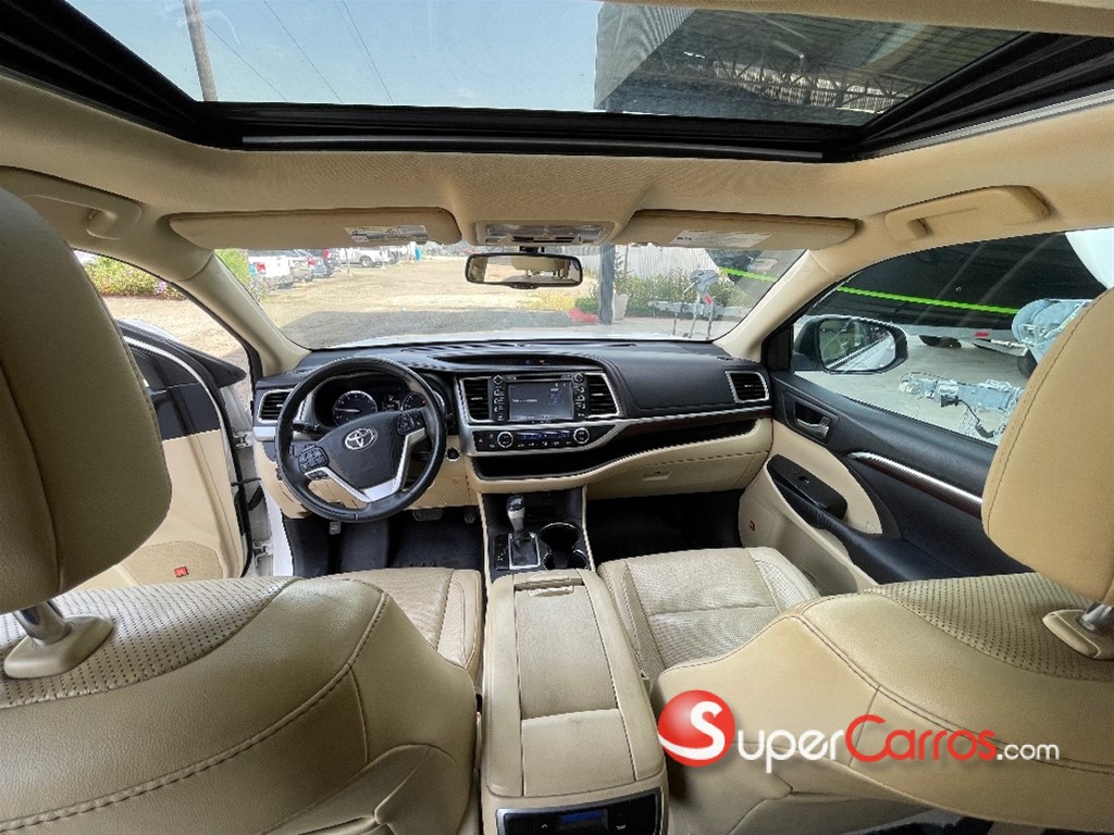 2016 Toyota Highlander Limited Platinum — foto 2 / 11