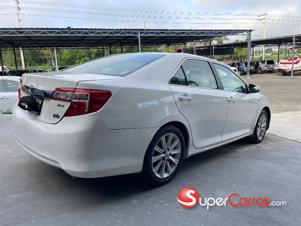 2014 Toyota Camry XLE — foto 5 / 9