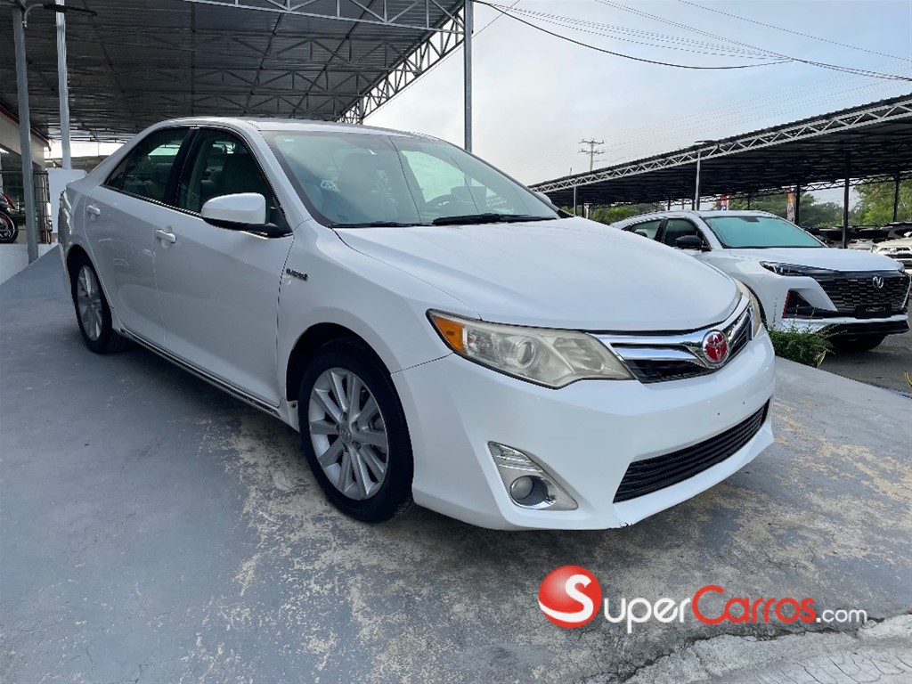 2014 Toyota Camry XLE — foto 9 / 9