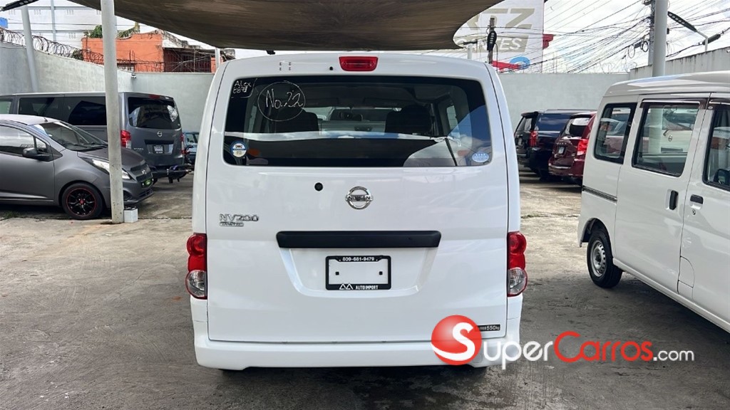 2020 Nissan NV — foto 3 / 12