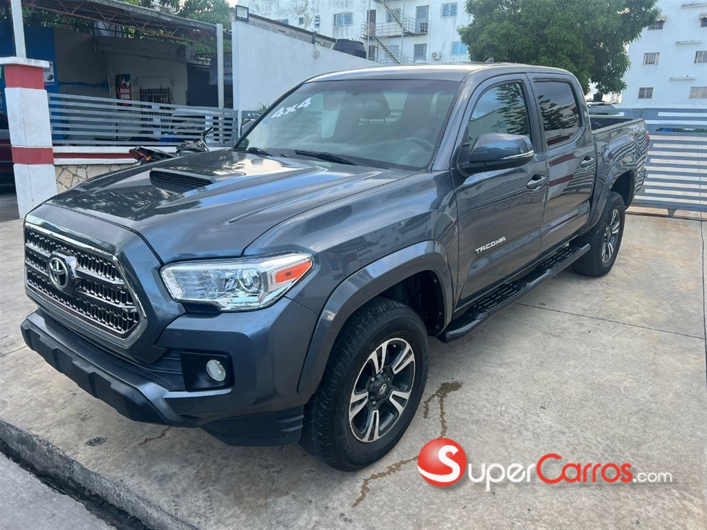 2017 Toyota Tacoma TRD
