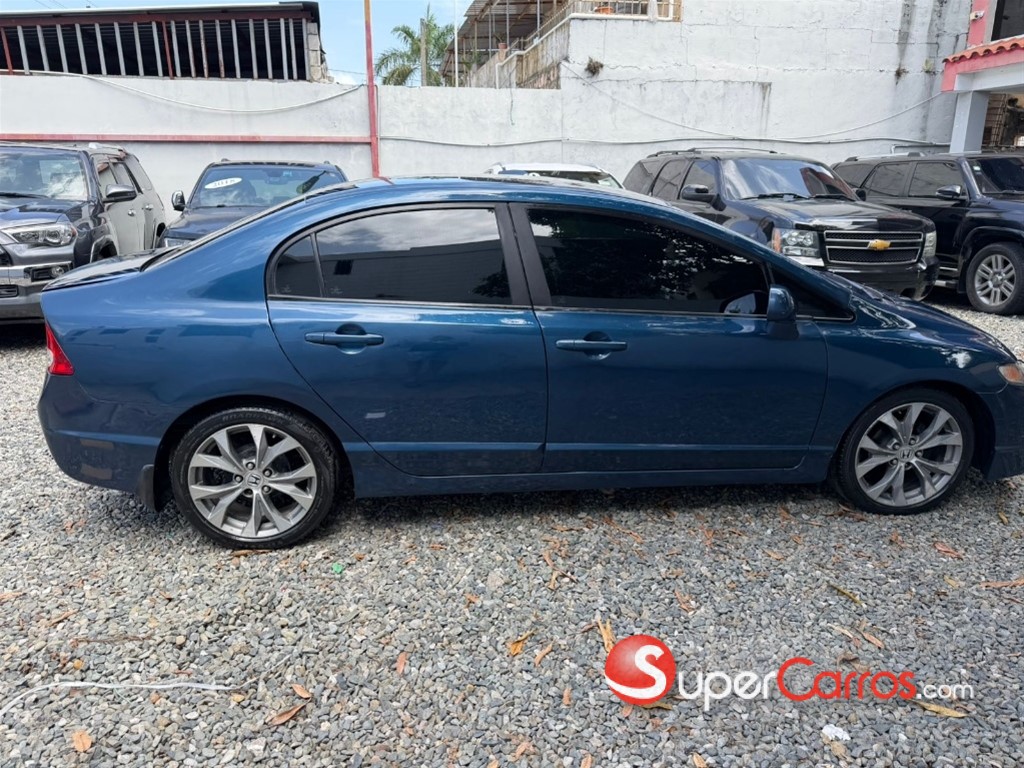 2010 Honda Civic — foto 8 / 9