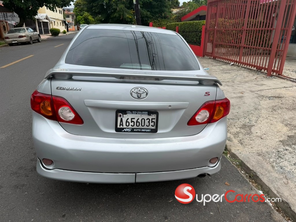 2009 Toyota Corolla S — foto 8 / 10