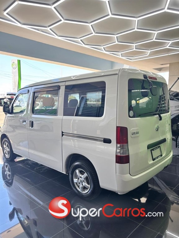 2020 Toyota Town-Ace — foto 8 / 8