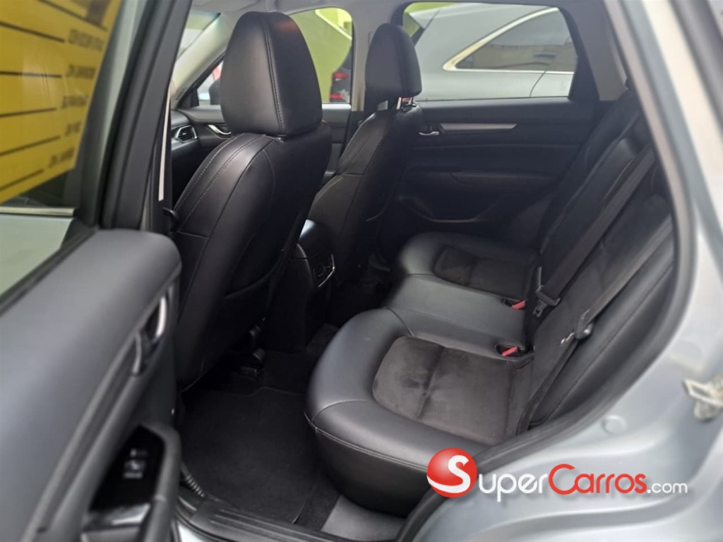 2020 Mazda CX-5 Touring — foto 8 / 9