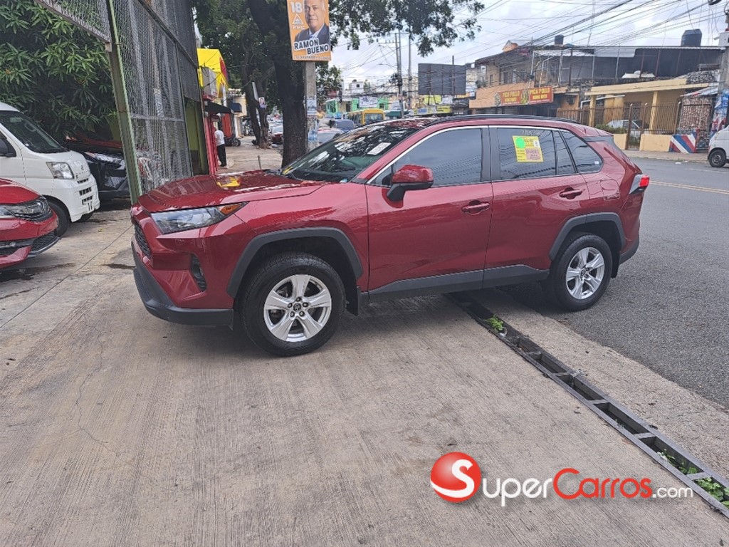 2021 Toyota RAV4 LE — foto 8 / 8
