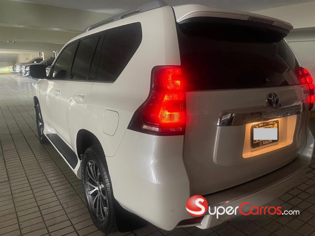 2022 Toyota Land Cruiser Prado VXL — foto 3 / 11