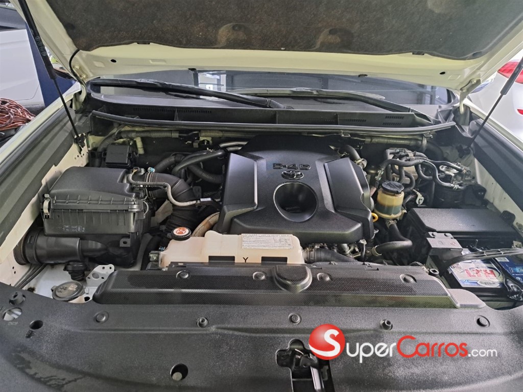 2022 Toyota Land Cruiser Prado VXL — foto 6 / 11