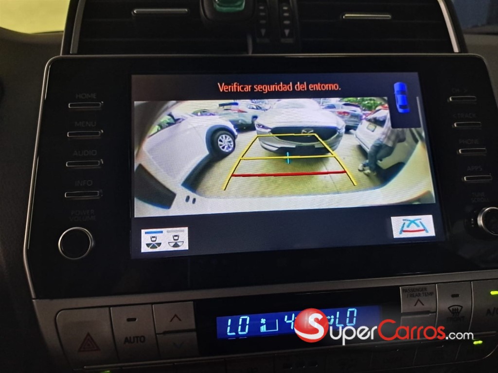 2022 Toyota Land Cruiser Prado VXL — foto 7 / 11