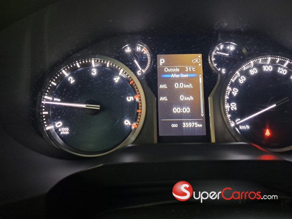 2022 Toyota Land Cruiser Prado VXL — foto 8 / 11