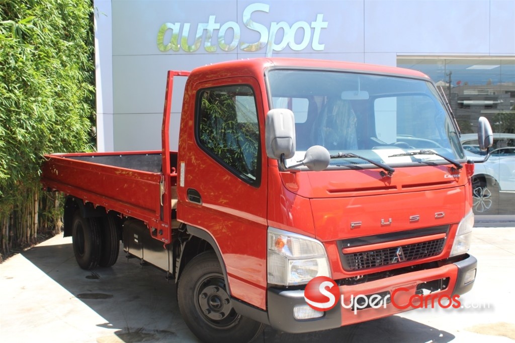 2027 Mitsubishi Motors Canter Cama 14 Pies