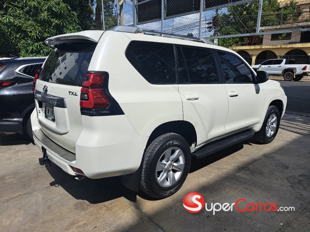 2022 Toyota Land Cruiser Prado TXL — foto 4 / 10