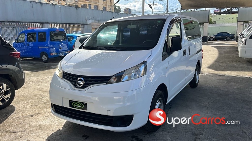 2020 Nissan NV 200