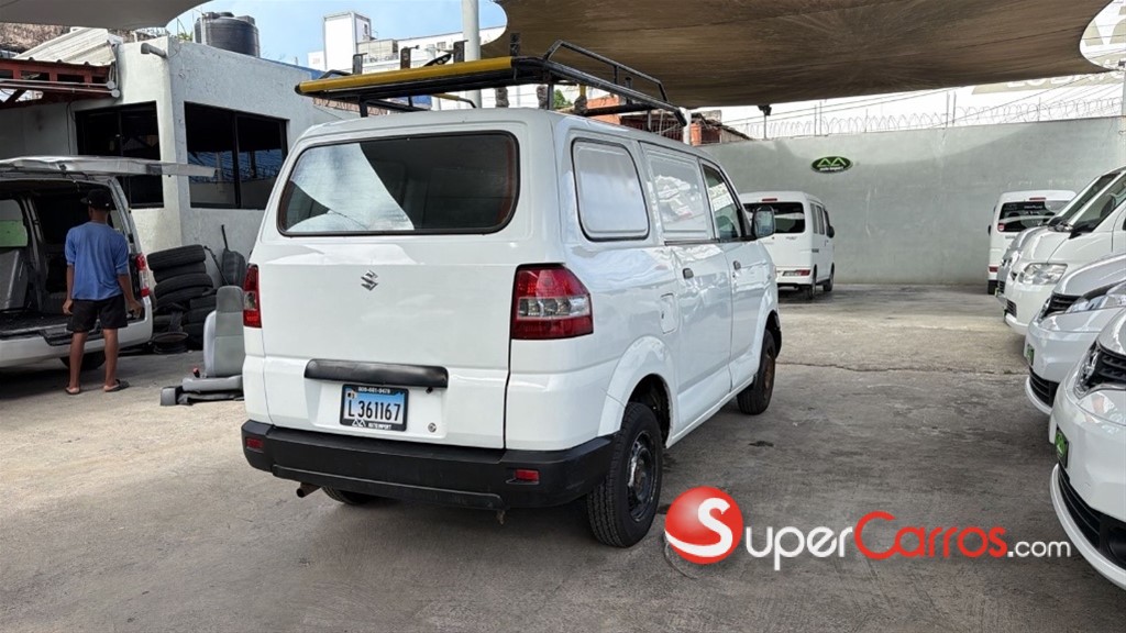 2017 Suzuki APV — foto 3 / 8