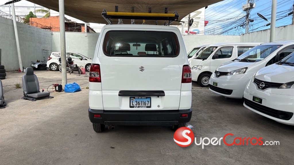 2017 Suzuki APV — foto 7 / 8