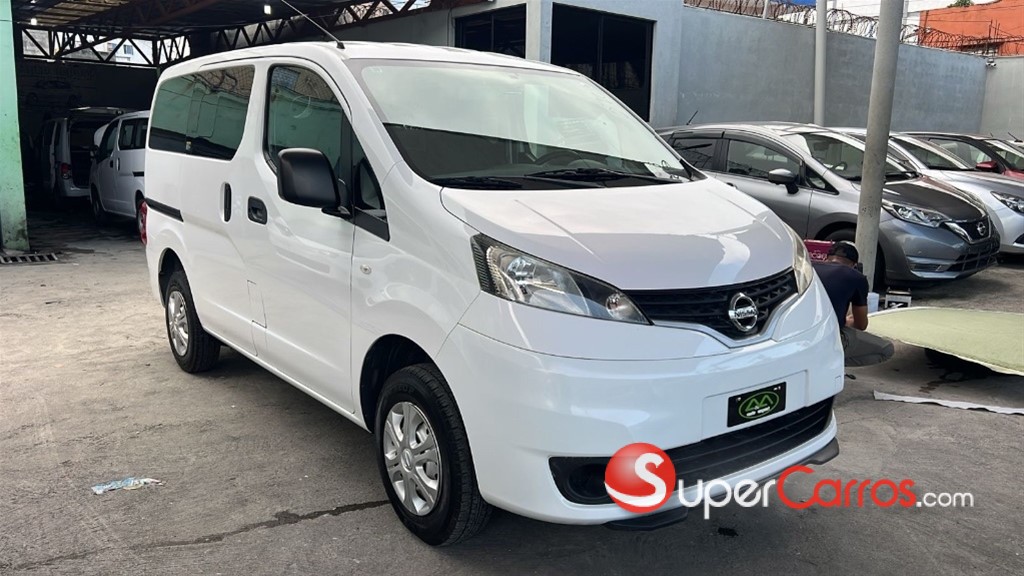 2020 Nissan NV 200 — foto 2 / 9