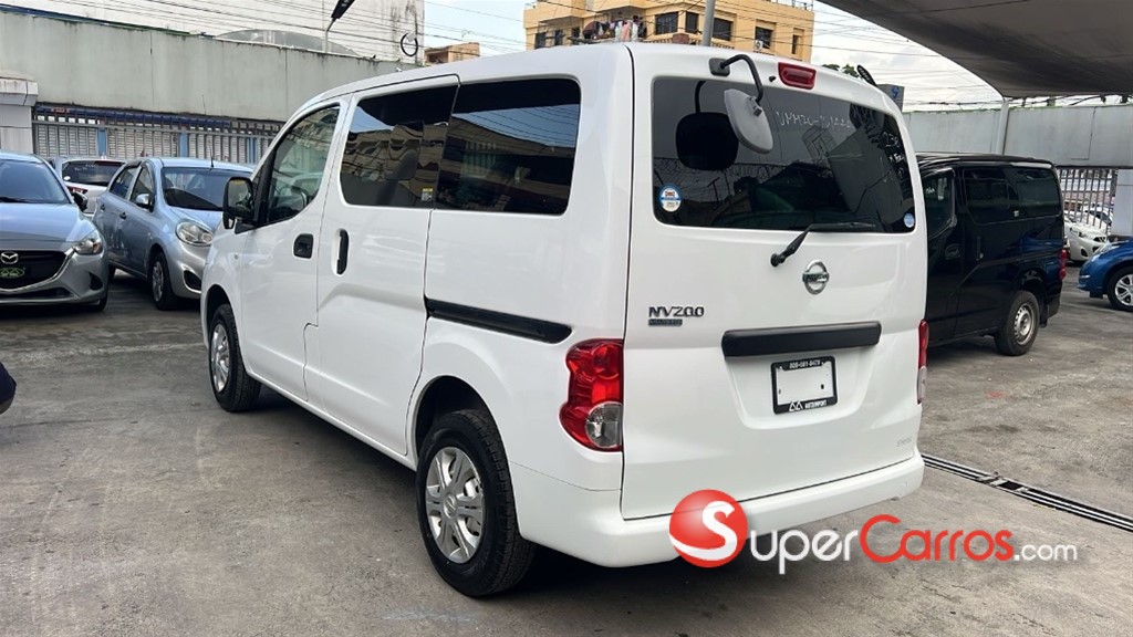2020 Nissan NV 200 — foto 4 / 9