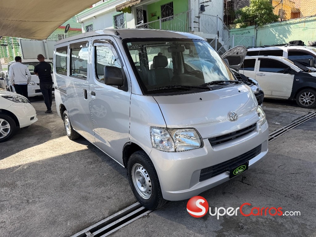 2020 Toyota Town-Ace