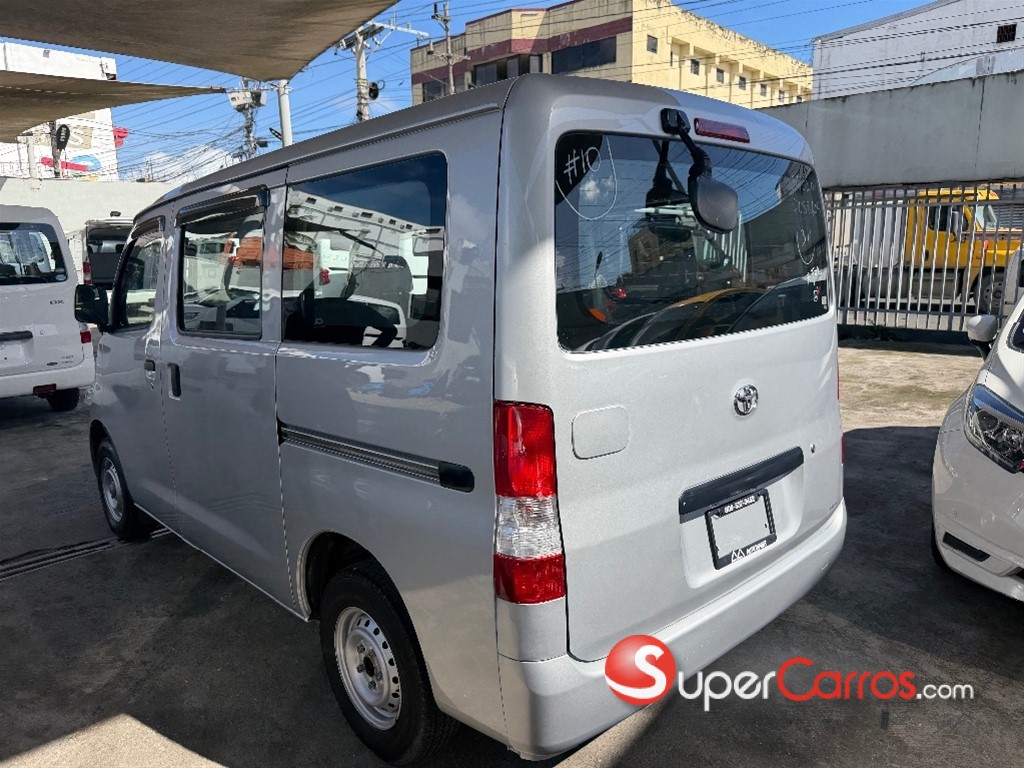 2020 Toyota Town-Ace — foto 6 / 8