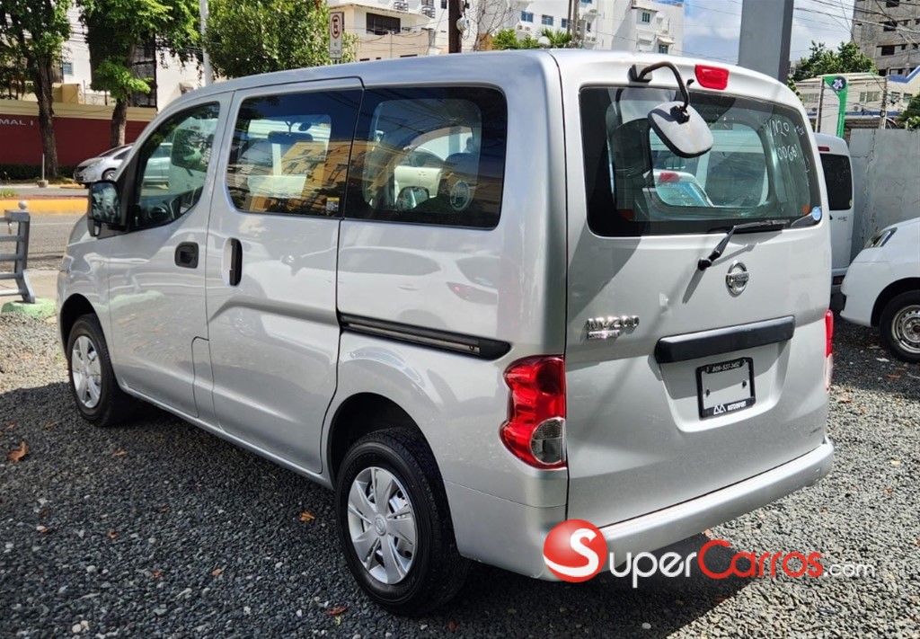 2020 Nissan NV 200 — foto 4 / 9