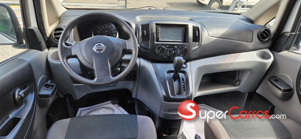 2020 Nissan NV 200 — foto 7 / 9